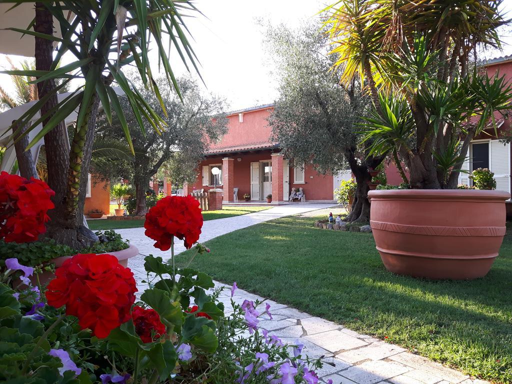 Agriturismo Galeazzi Marsiliana Eksteriør bilde