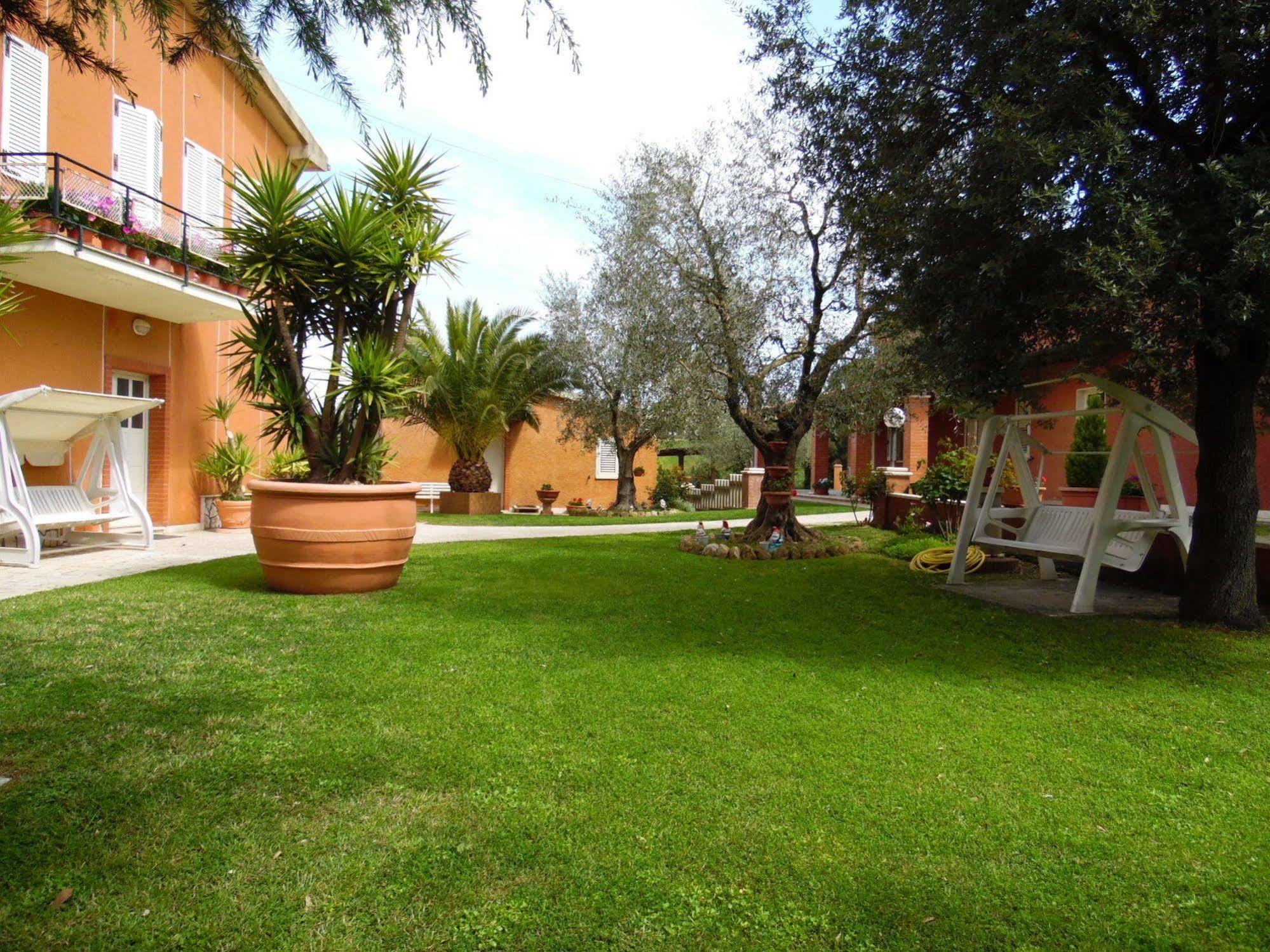 Agriturismo Galeazzi Marsiliana Eksteriør bilde