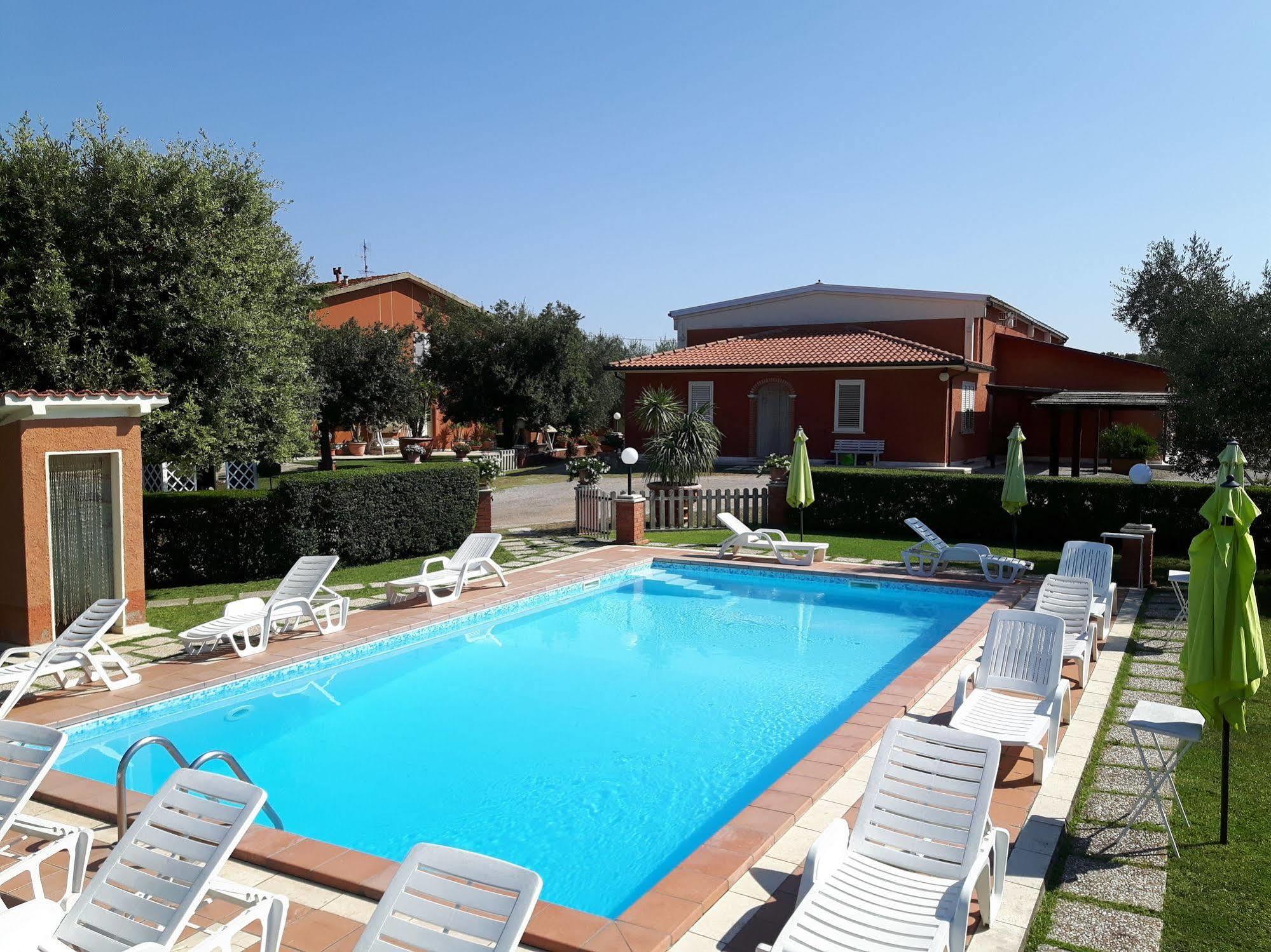 Agriturismo Galeazzi Marsiliana Eksteriør bilde